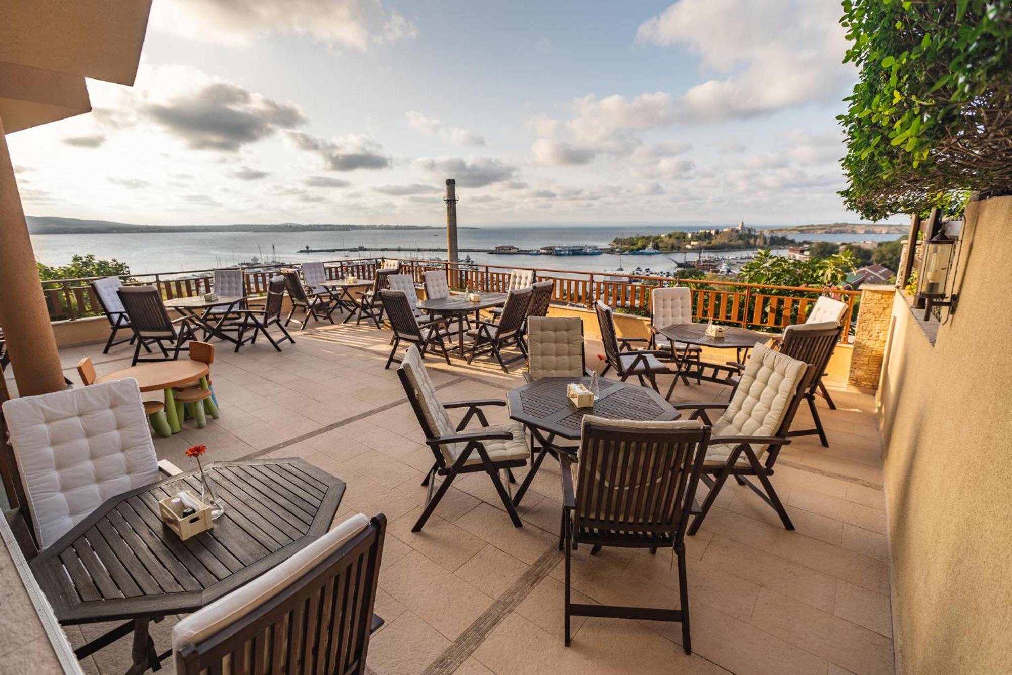 Kalithea Family Hotel Sozopol Exterior photo